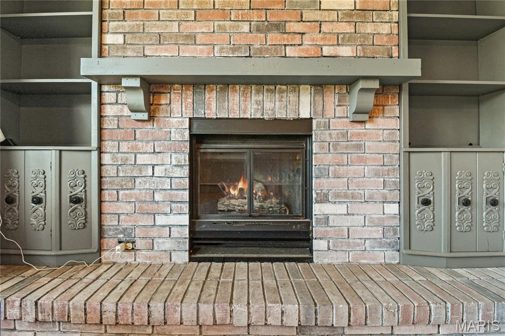 515 Versailles Drive Property Photo 10