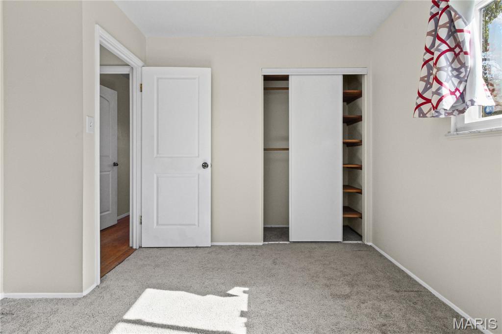 515 Versailles Drive Property Photo 12