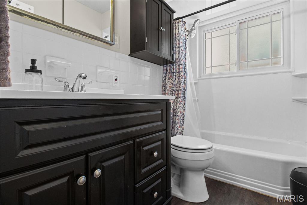 515 Versailles Drive Property Photo 22