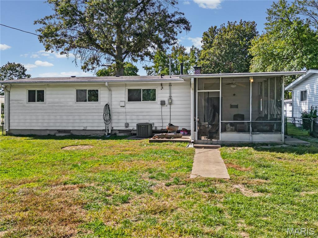 515 Versailles Drive Property Photo 42