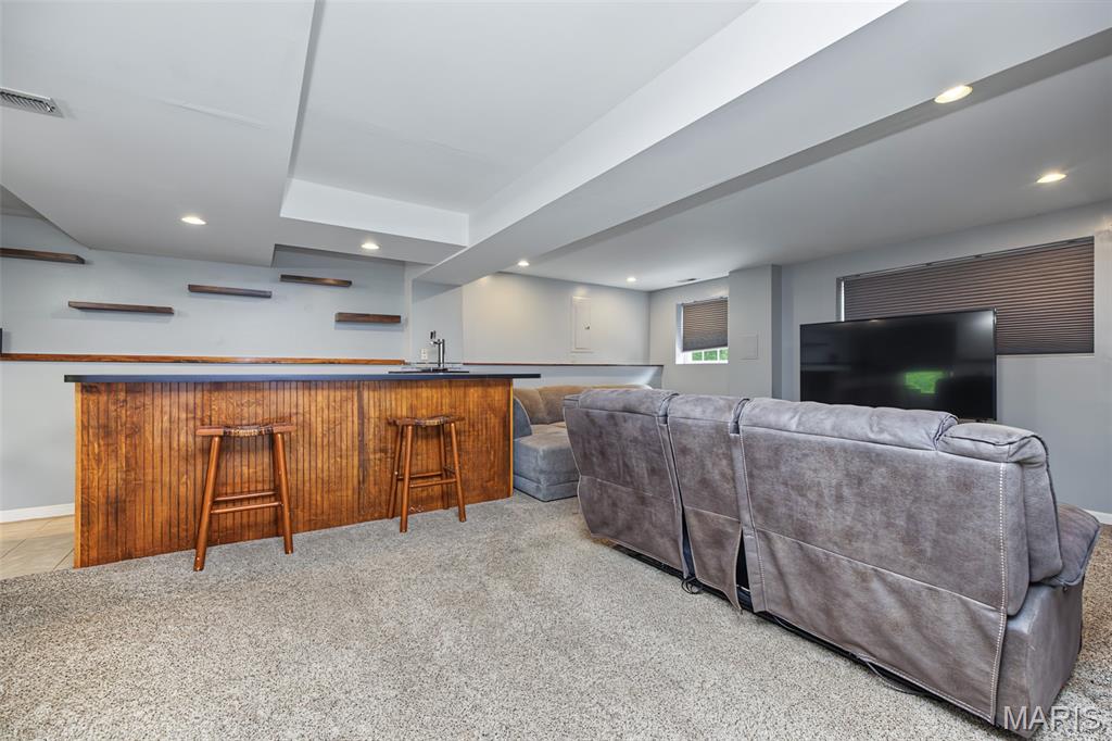 6 Club Court Property Photo 25