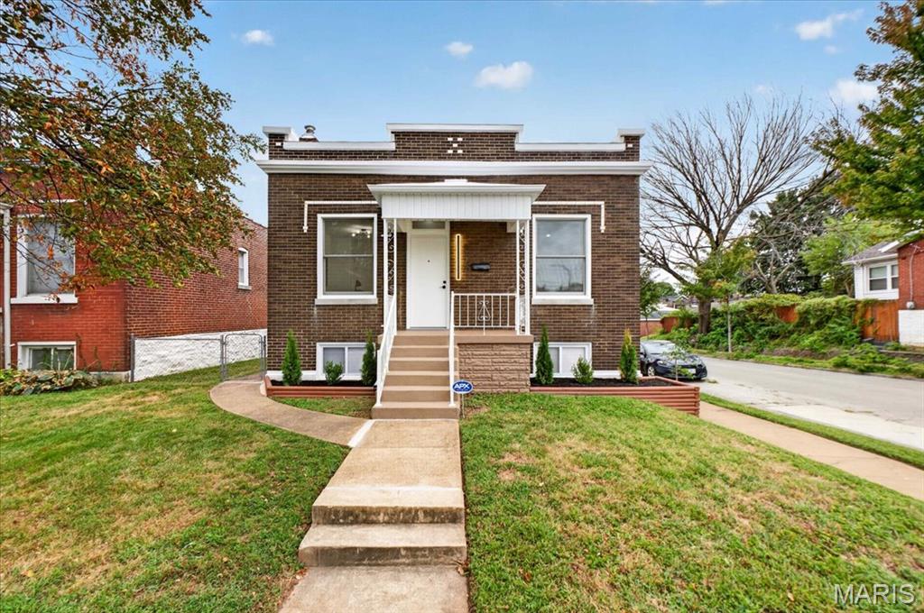 4372 Ellenwood Avenue Property Photo 1