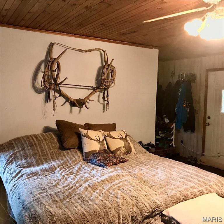 111 Highway U Property Photo 9