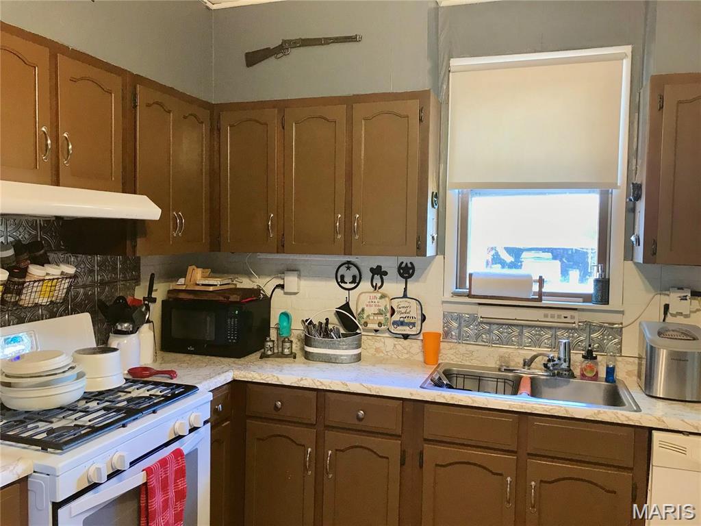 111 Highway U Property Photo 19