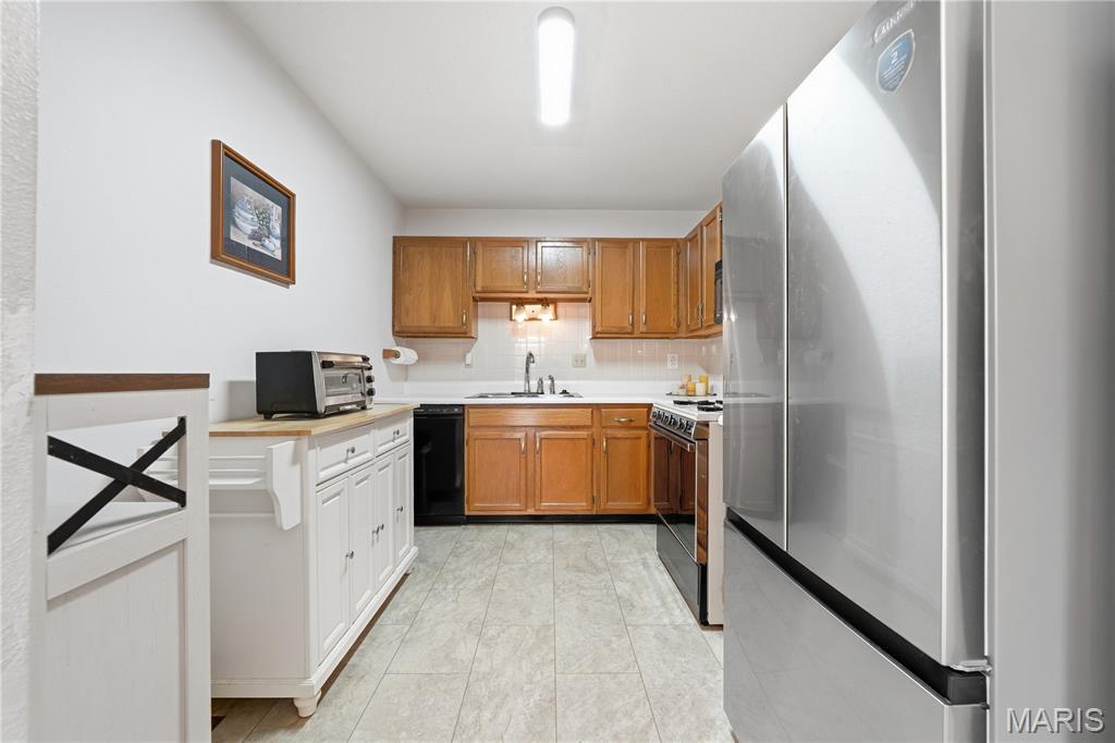 550 Spring Glen Drive Property Photo 10