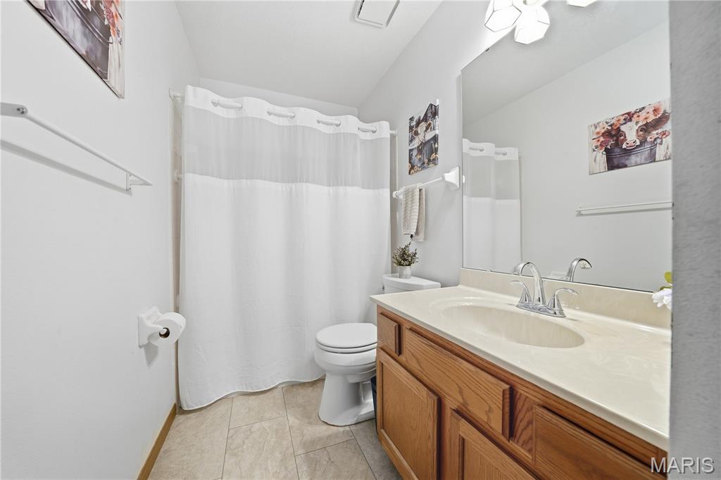 550 Spring Glen Drive Property Photo 12