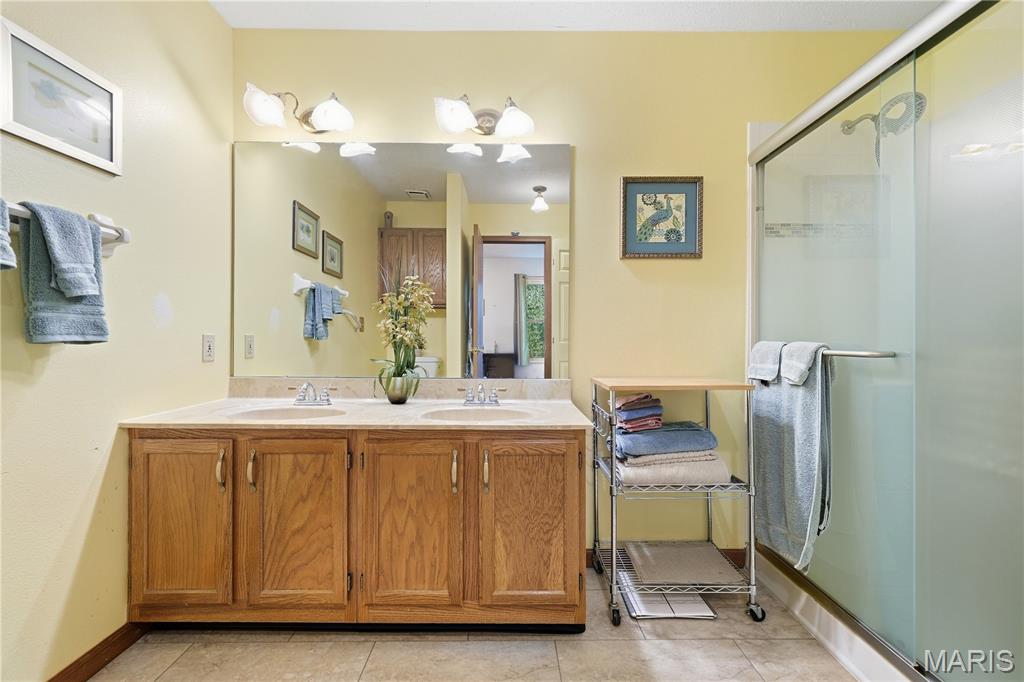 550 Spring Glen Drive Property Photo 16