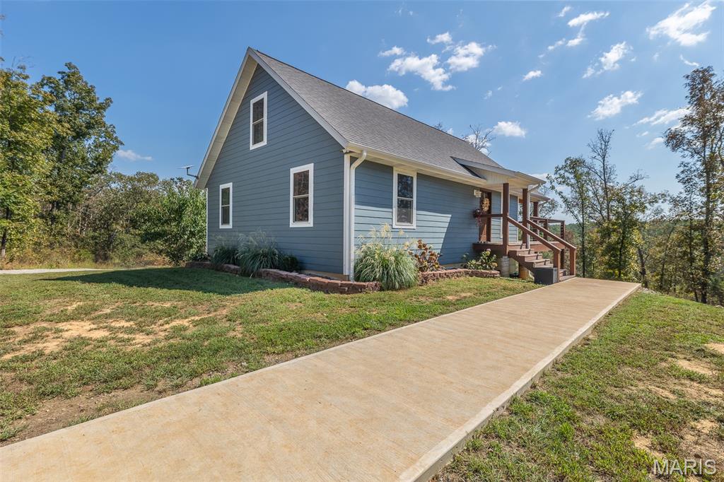 1536 Carter Route B Property Photo 1