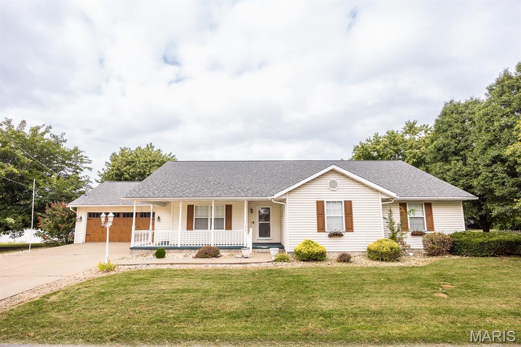 4121 Bruene Avenue Property Photo 1