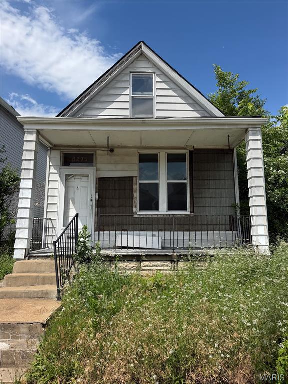 4275 E Margaretta Avenue Property Photo 1