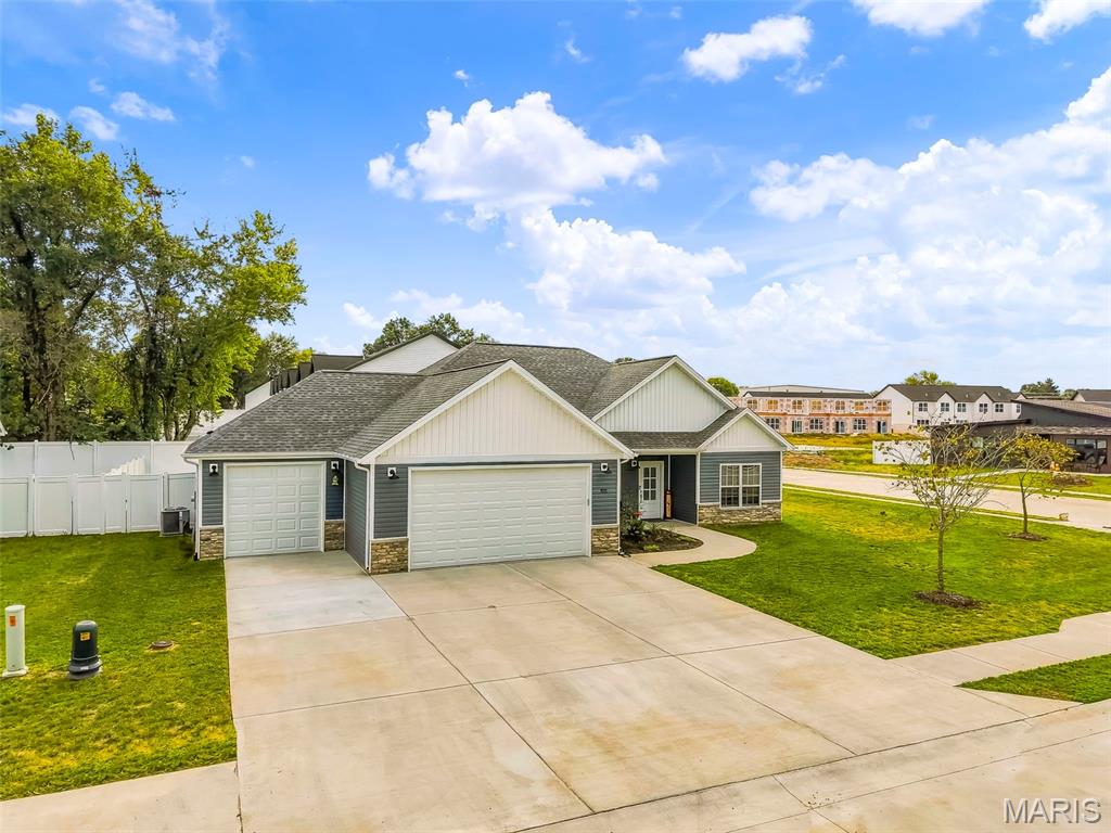 108 Jimmy H Drive Property Photo 1