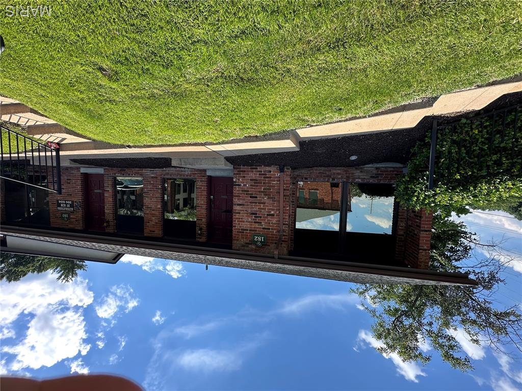 182 Clarkson Executive Park