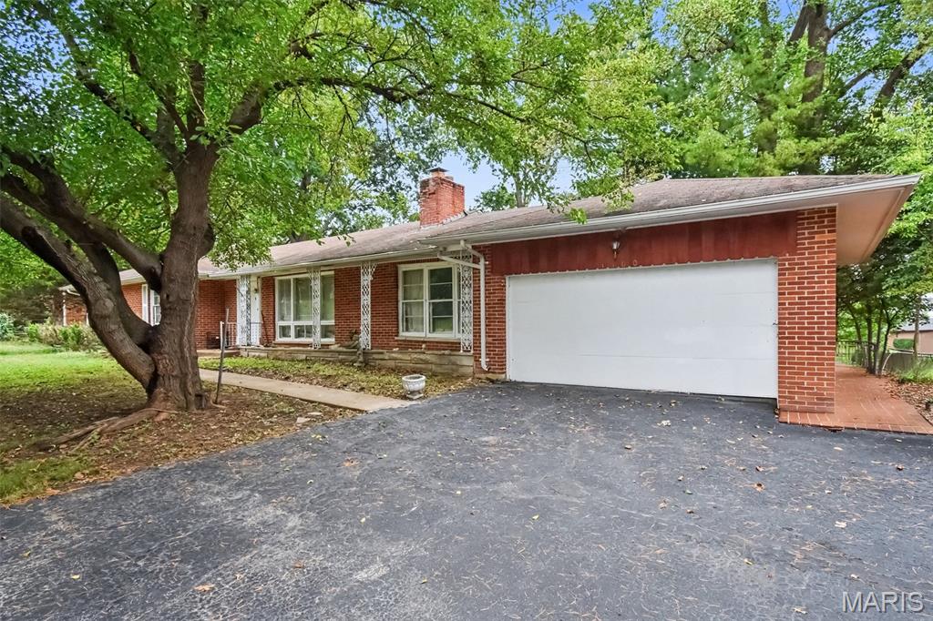 1400 Bopp Road Property Photo 3
