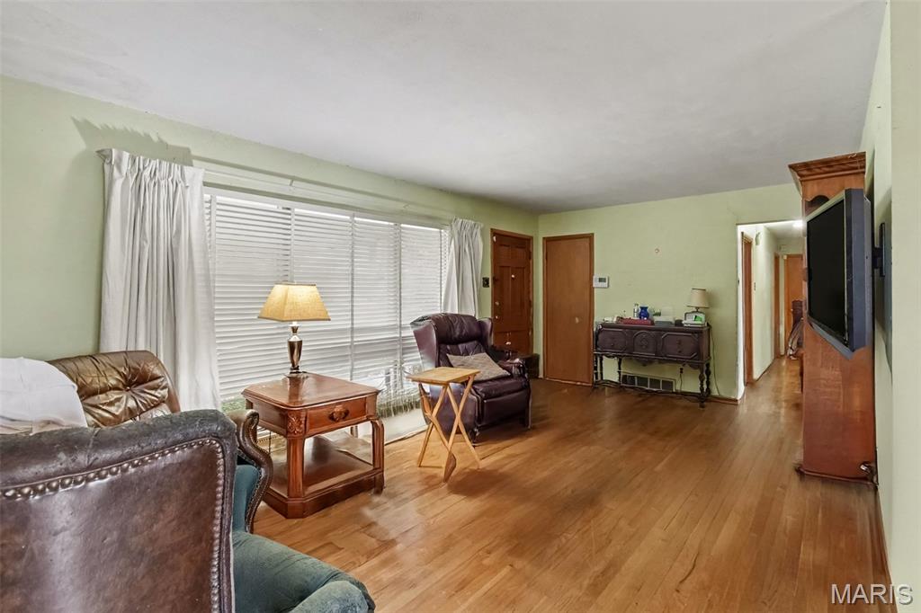 1400 Bopp Road Property Photo 5