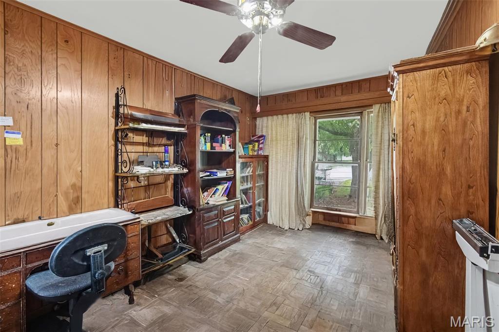 1400 Bopp Road Property Photo 7