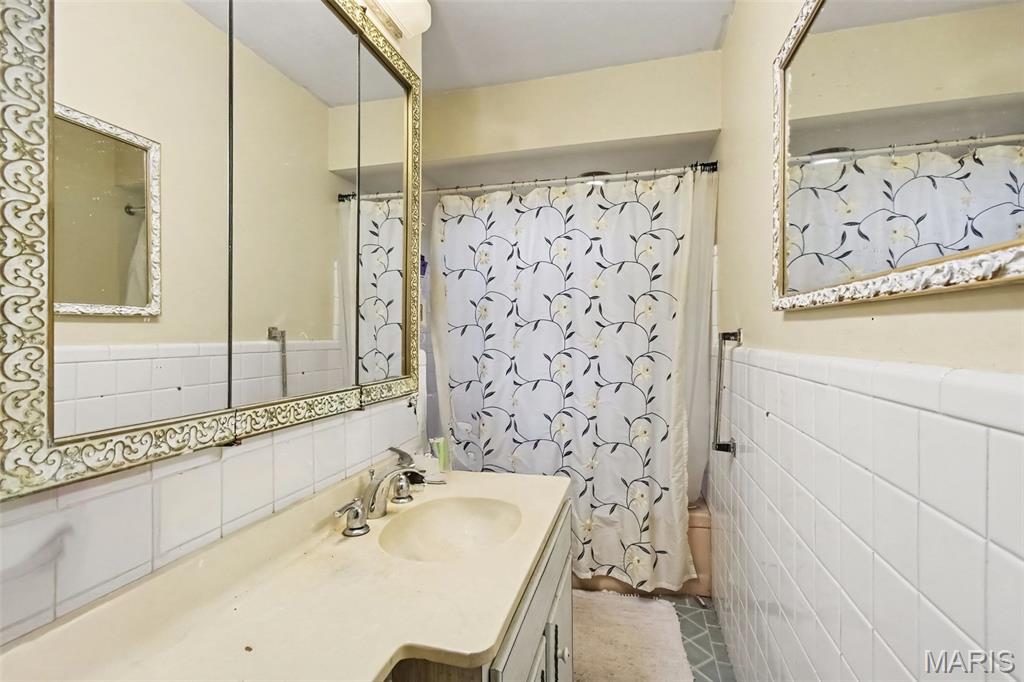 1400 Bopp Road Property Photo 11