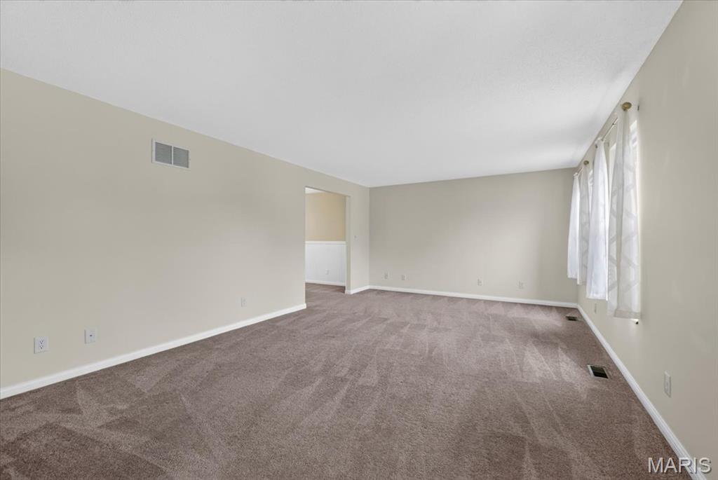 428 Avalon Drive Property Photo 8