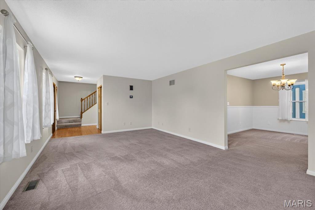 428 Avalon Drive Property Photo 9