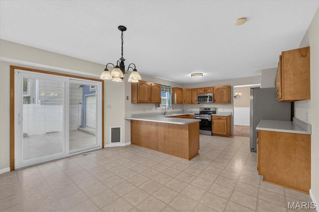428 Avalon Drive Property Photo 16