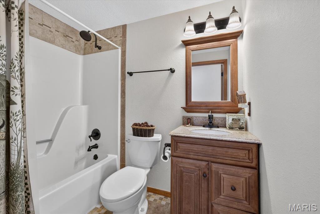 428 Avalon Drive Property Photo 45