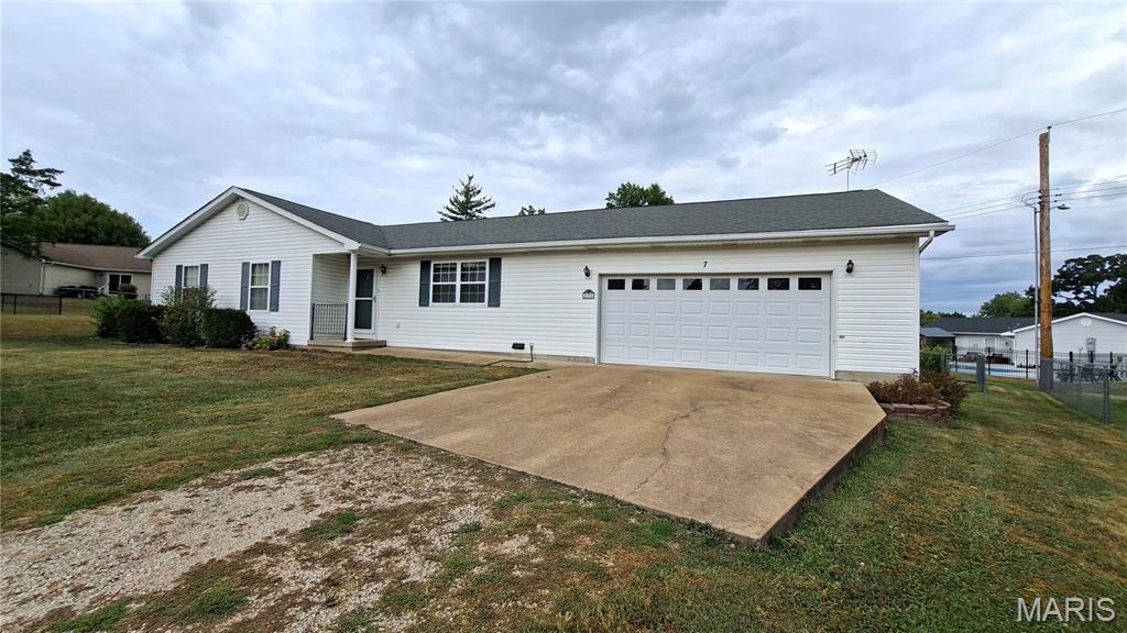7 Redbud Court Property Photo 1