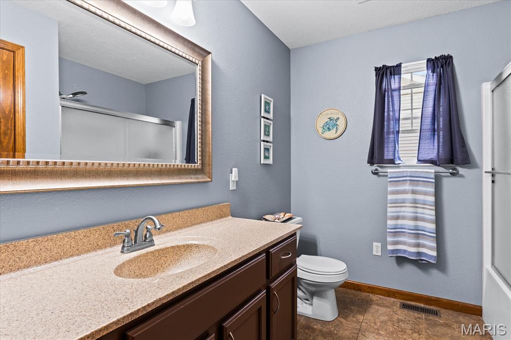 929 Millikin Drive Property Photo 24