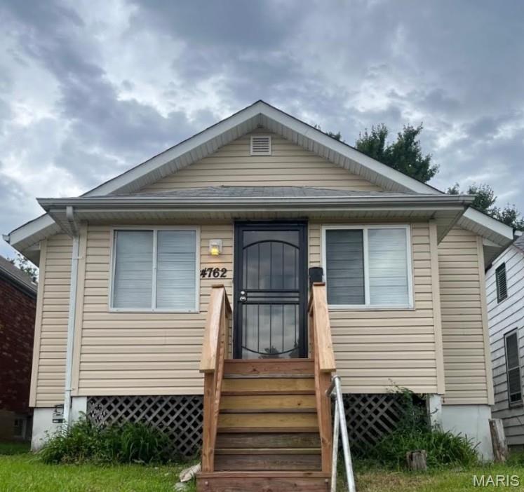 4762 Beacon Avenue Property Photo 1