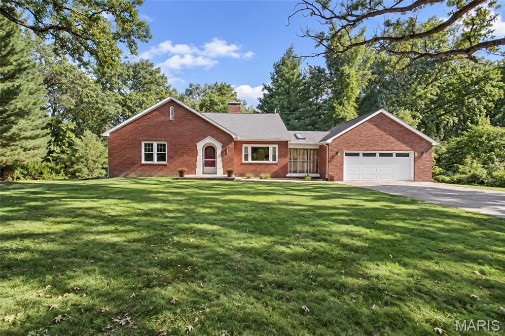 2315 Fairview Drive Property Photo 1