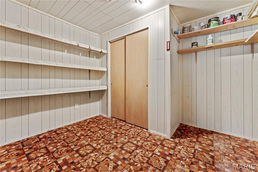 833 Weedel Drive Property Photo 30