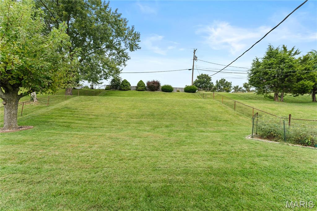 833 Weedel Drive Property Photo 35