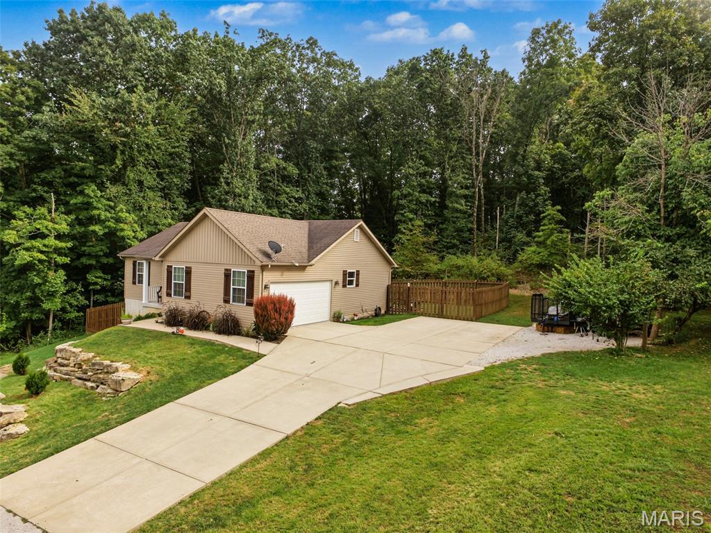 112 Lawrence Drive