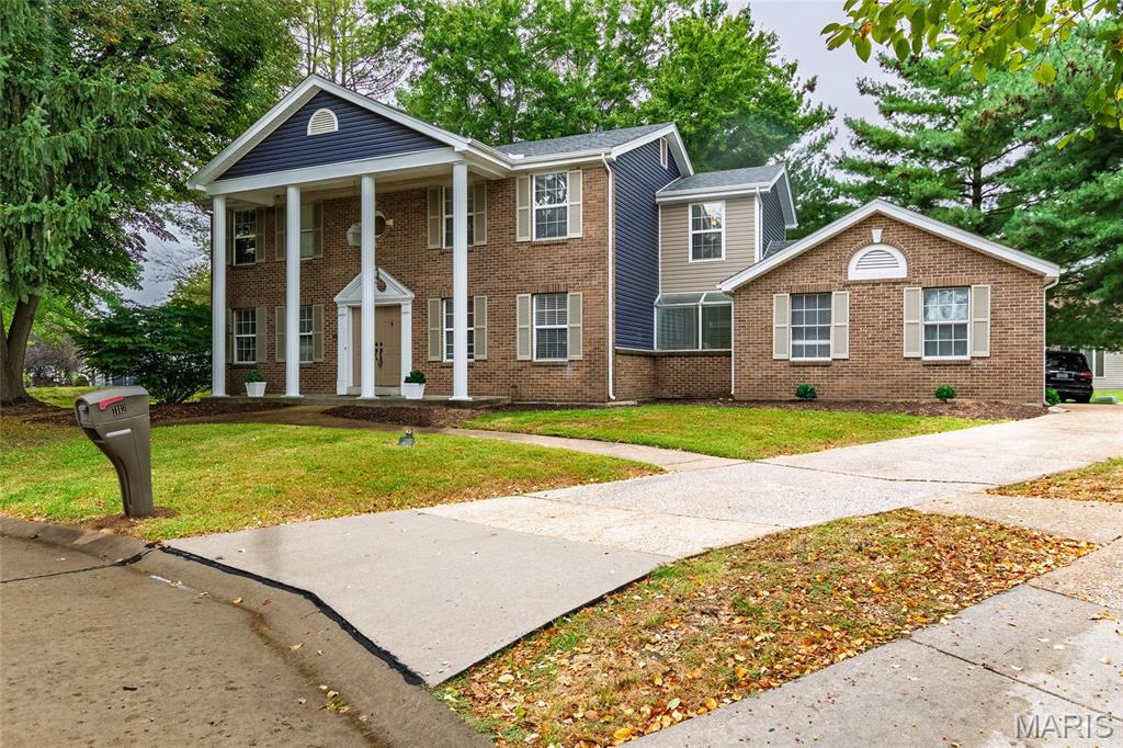 1112 English Saddle Road Property Photo 1