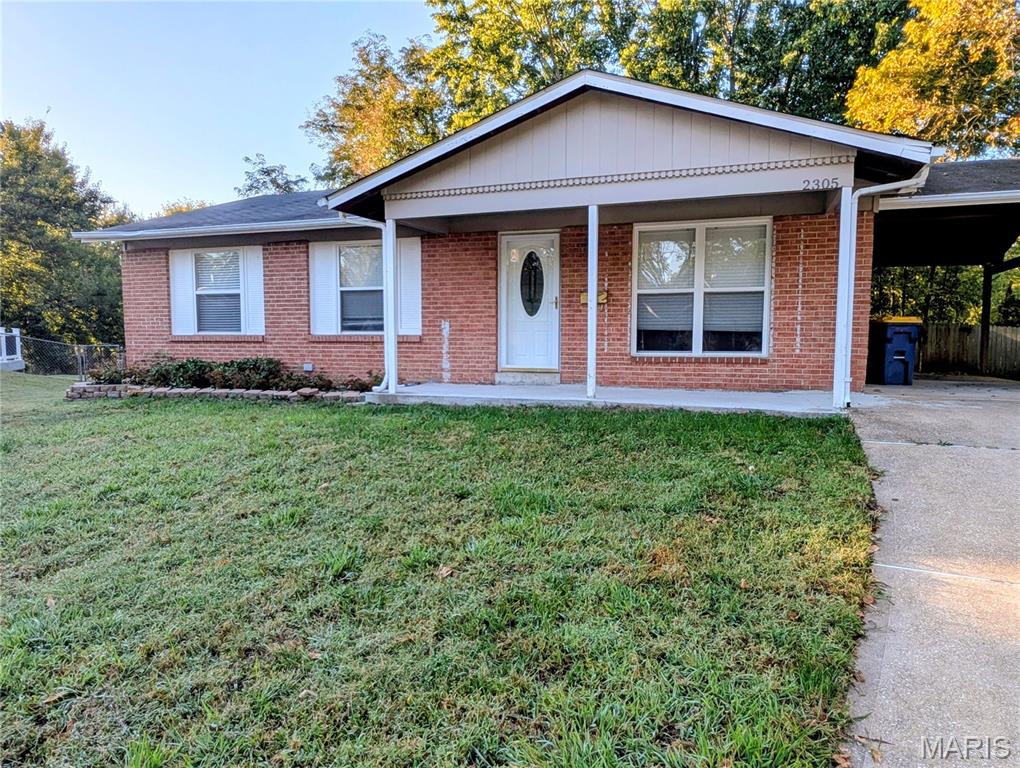 2305 Stoney End Court Property Photo 1
