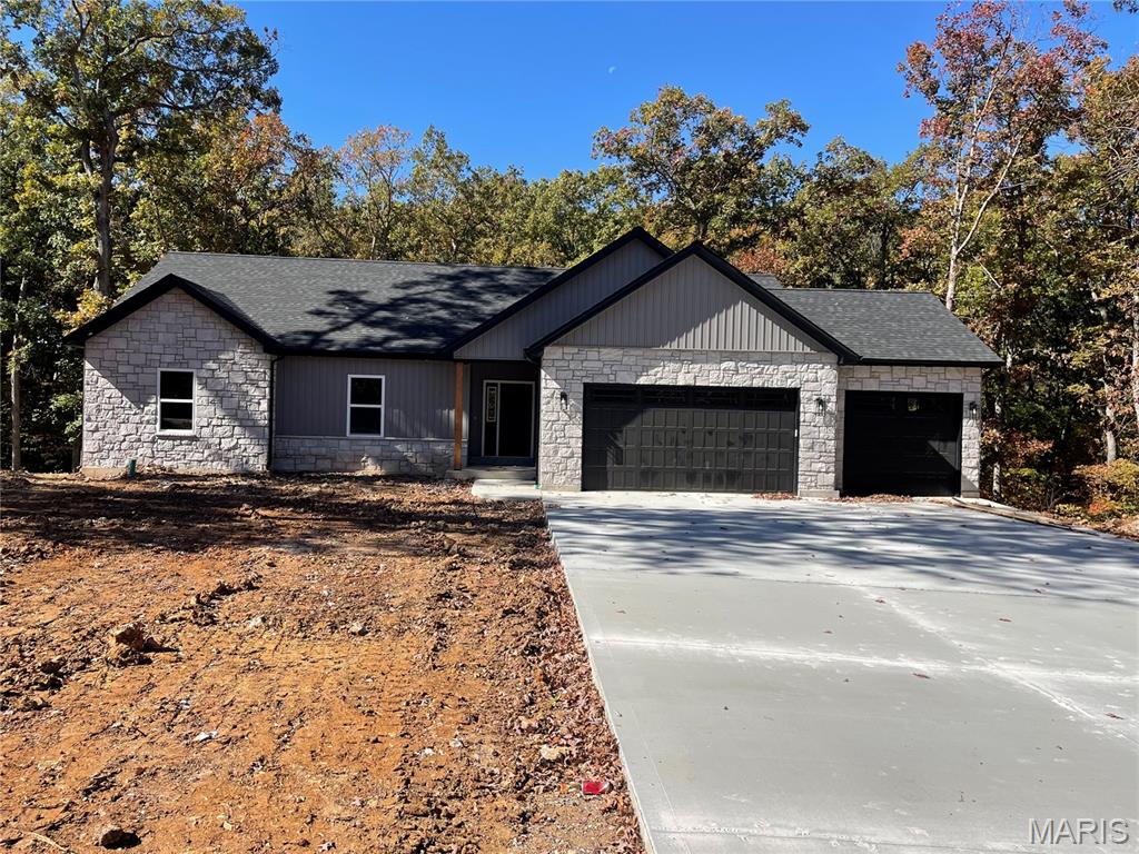 131 Prairie View Drive Property Photo 1