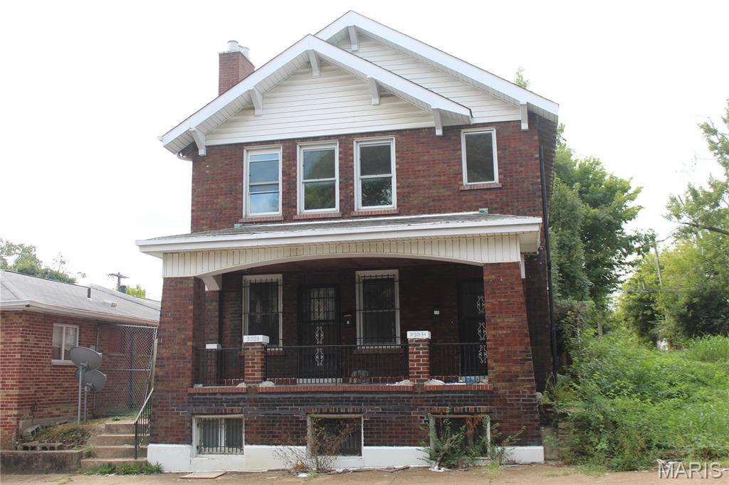 3008 Chippewa Street Property Photo 2