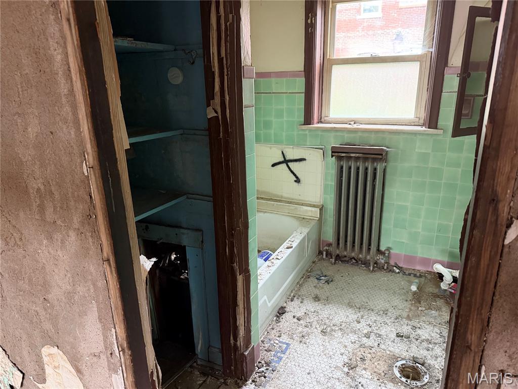 3008 Chippewa Street Property Photo 7