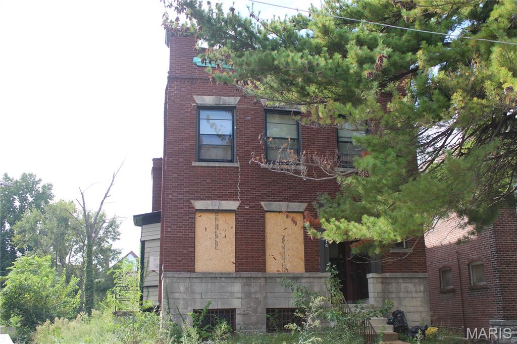 3614 Alberta Street Property Photo 2