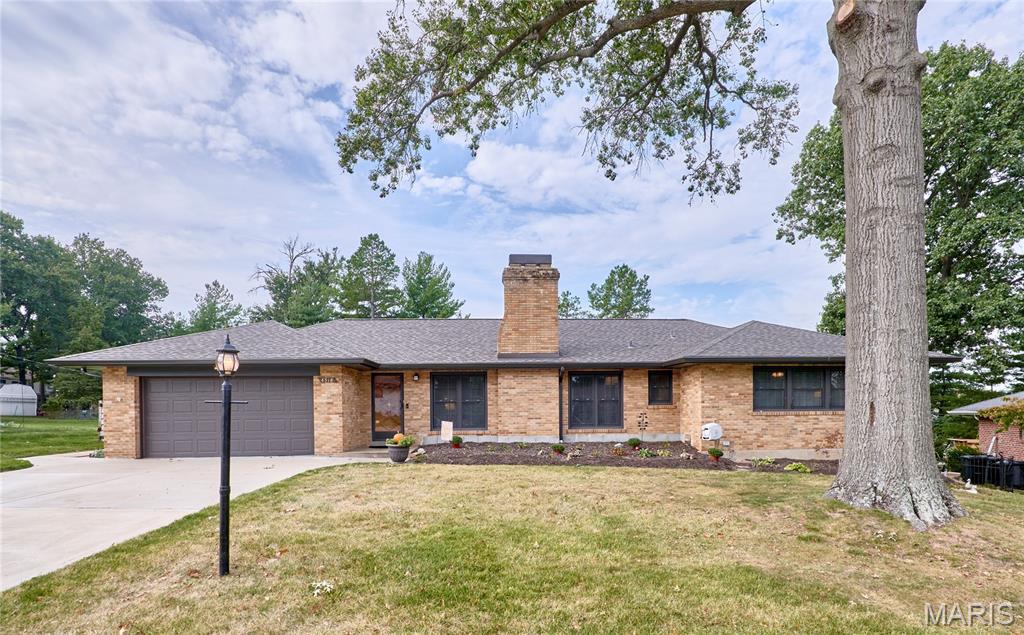 4518 Bellewood Drive Property Photo 1