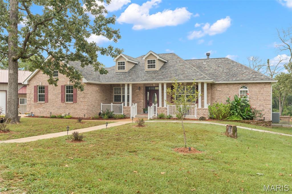910 Oak Pass Lane Property Photo 1