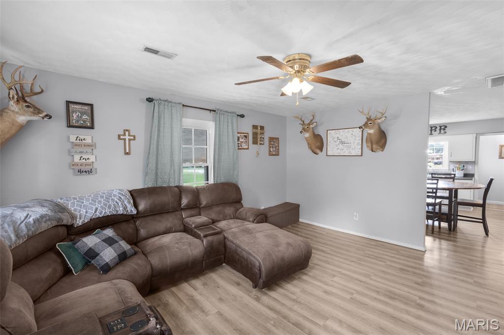 108 S West Street Property Photo 6