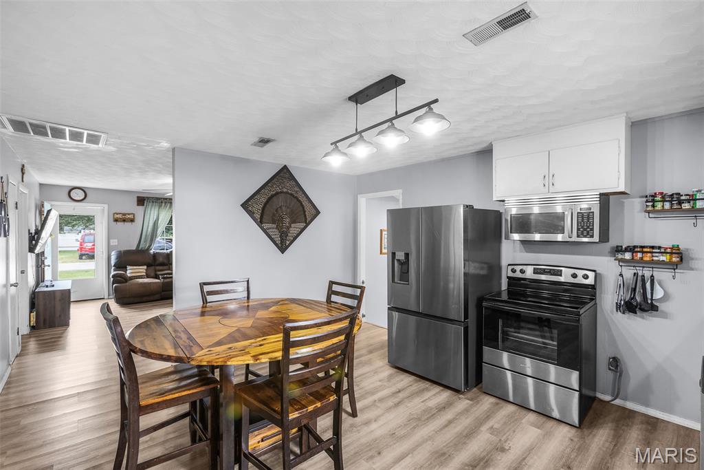 108 S West Street Property Photo 8