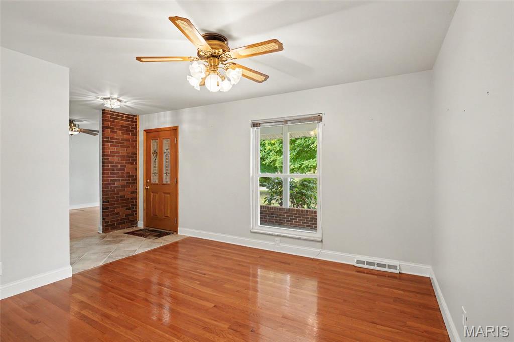 12540 Starspur Lane Property Photo 8