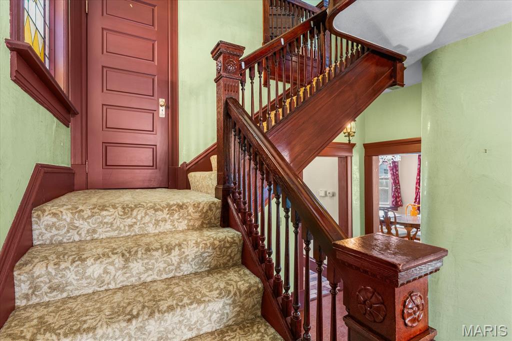 504 S High Street Property Photo 16