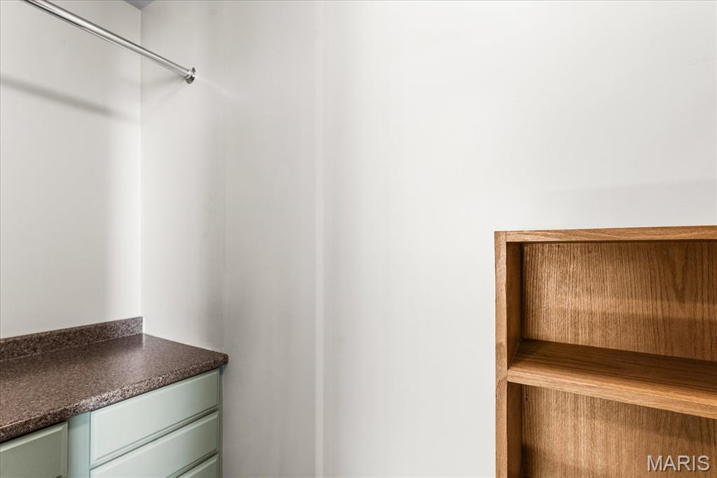 504 S High Street Property Photo 22
