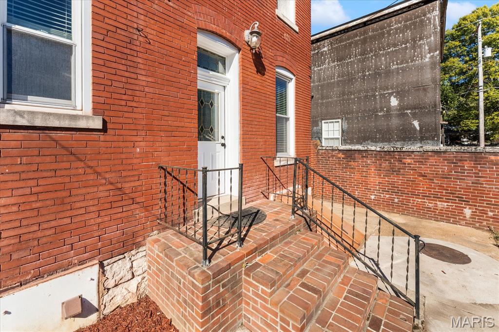 504 S High Street Property Photo 43