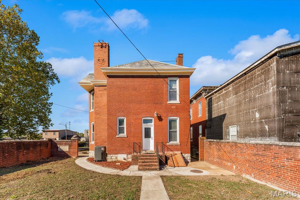 504 S High Street Property Photo 48