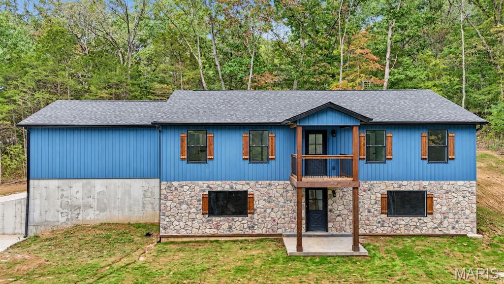 100 S Lake Property Photo 1
