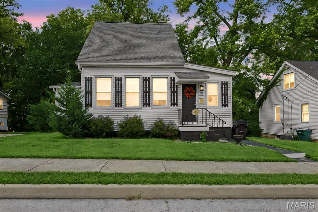 323 W Cleveland Avenue Property Photo 1