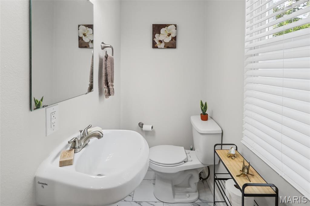 323 W Cleveland Avenue Property Photo 15