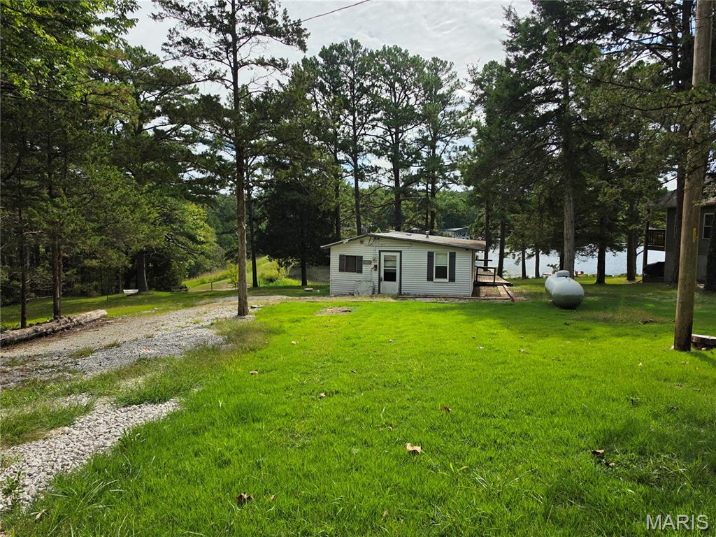 10042 Pebblewood Drive Property Photo 1